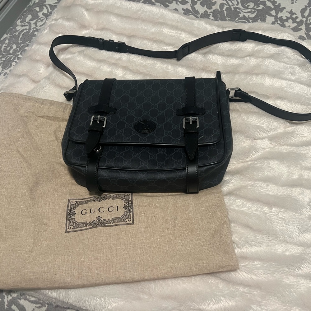GG messenger bag